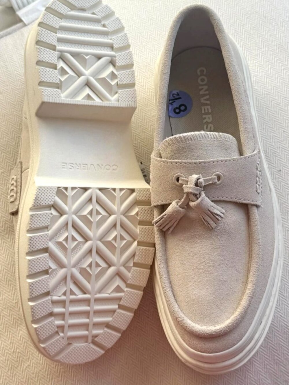 Converse Chuck Taylor All Star Lugged Heel Loafer Suede Tassel Beige 8.5 New - Picture 11 of 16